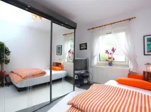Fair Direct Private Apartment (6084)
