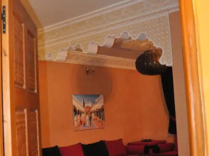 Azlef Apartments