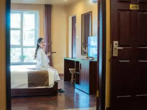 Ha Noi Le Grand Hotel