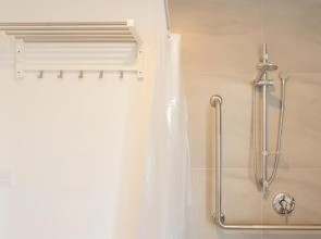 Entire Studio - Rodman 18 - newly furnished