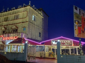 Hotel Queen Palace