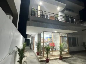 Geetatri Luxury Homestay