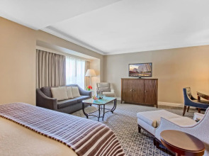 Omni Los Angeles Hotel at California Plaza