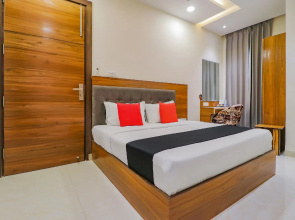 Capital O 81450 Hotel Western Galaxy