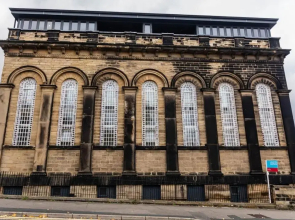 Lux Duplex Apartment 19th Century Chapel Wakefield Centre