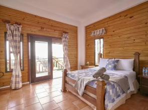 Villa ines-4X4only-Jarabacoa-View-Jacuzzi-5BR