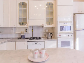 Апартаменты «Funny Dolphins Москва-сити»