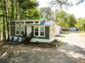 Family Style Two Bedroom Cabin #7 at Long Cove Resort bungalow