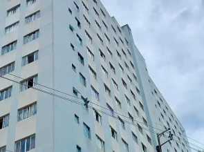 205- Apartamento 1 quarto suite, Encantador, amplo e decorado, mobiliario moderno, cozinha completa com utensílios , Excelente vista da cidade e localização privelegiada no bairro Bigorrilho ,