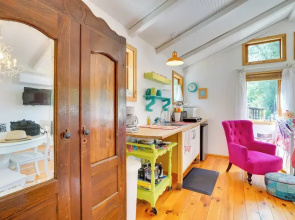 Pet-friendly Patagonia Apt ~ 12 Mi to Wineries!