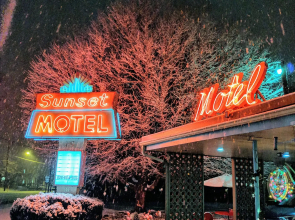 The Sunset Motel