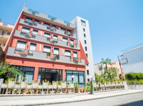 Hotel La Piramide