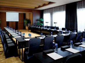 Отель The Ritz-Carlton Sanya Yalong Bay