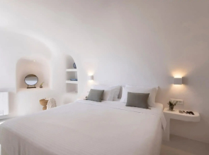 Otium Villas & Suites Santorini