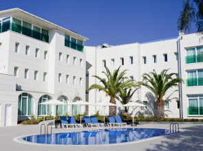 Dragut Point North Hotel