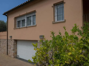 5 Bedroom House in Begur with Private Pool And Garden (Ref.H53)