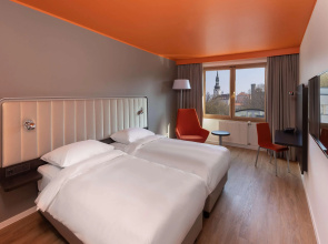 Отель Park Inn by Radisson Meriton Conference & Spa Tallinn