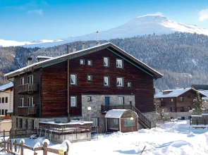 Nuova Villa Residence