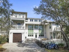 Private Pool And Gulf Views "la Pura Vida" 5br/4.5bth + Bunk Nook 5 Bedroom Home by Redawning