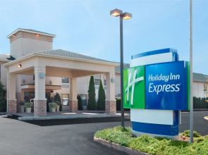 Holiday Inn Express Vernon - Manchester by IHG