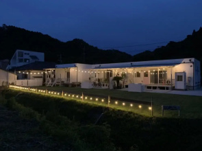 Shirahama Beach Garden