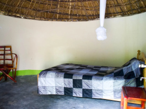 Kijuura Lodge
