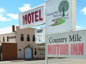 Country Mile Motor Inn
