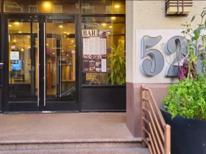 Sosuite 1BR Penthouse w Patio W D Gym