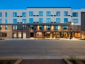 Courtyard Owatonna Downtown