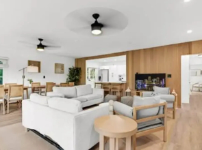 1720 Wa Kee 2A Luxurious 4BR 3BA Retreat in Coconut Grove w Pool