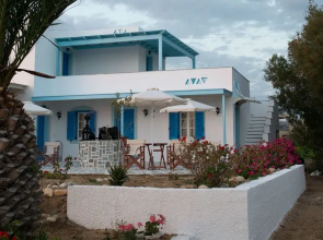 Maistrali Studios & Apartments