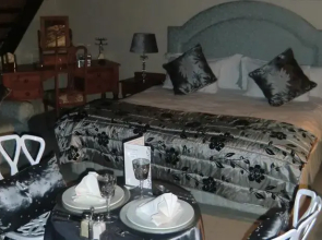 Warrens Guest House
