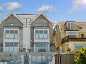 Apartment 3 Fistral Beach
