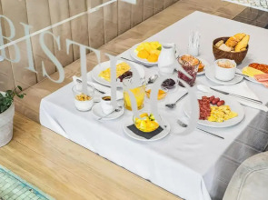 Lisboa Central Park Hotel Suites & Studios