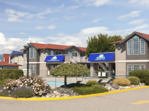 Days Inn by Wyndham Kelowna