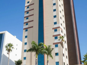 Delmond Hotel