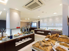 Atlantis Beach Hotel