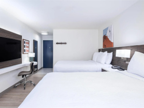 Spark by Hilton Clarion