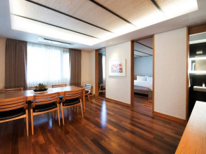 Travelodge Myeongdong City Hall