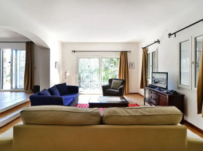 Villa Apollon