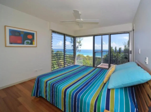 Oceanside 4 Bedrooms