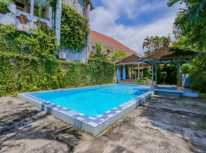 OYO 4012 Ari Beach Inn