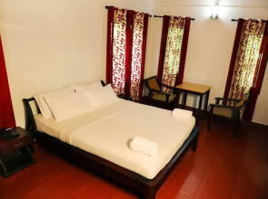 Crescent Residency (emarald Crescent Residency)