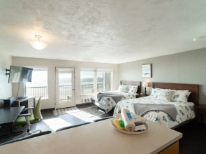 Seagrass Studio Bedroom Condo