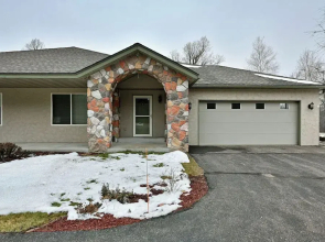 Unit 701 5 bd 3 ba
