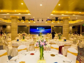 Longyue International Hotel