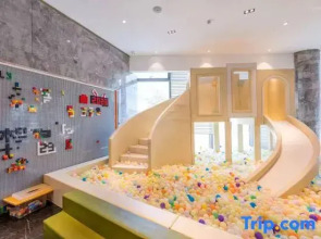 Beihai Lanyu Seaview Hotel (Yintan Scenic Area Branch)