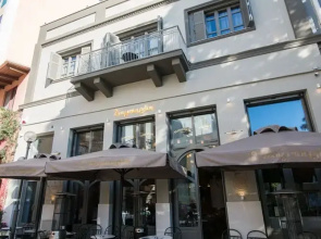 Ederlezi Zoubourlou Aparthotel