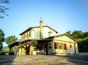 Gorgeous Villa Near Spoleto With Swimming Pool