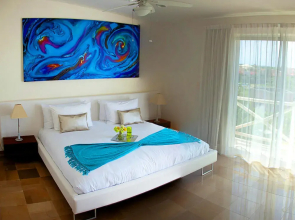 Homing Bird Apartments